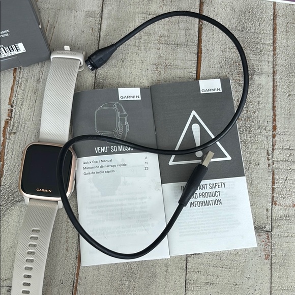 Garmin Venu SQ Smartwatch - Rose Gold and Gray GPS - Picture 6 of 6